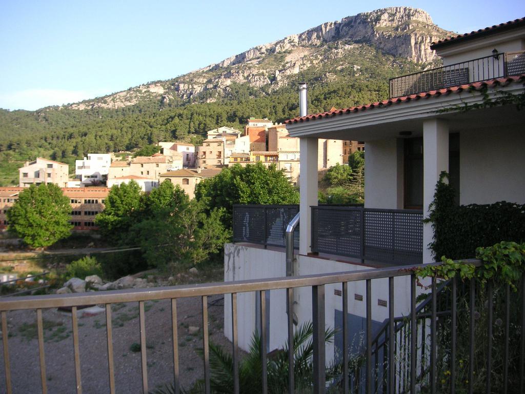 Aire De Colldejou Exterior photo